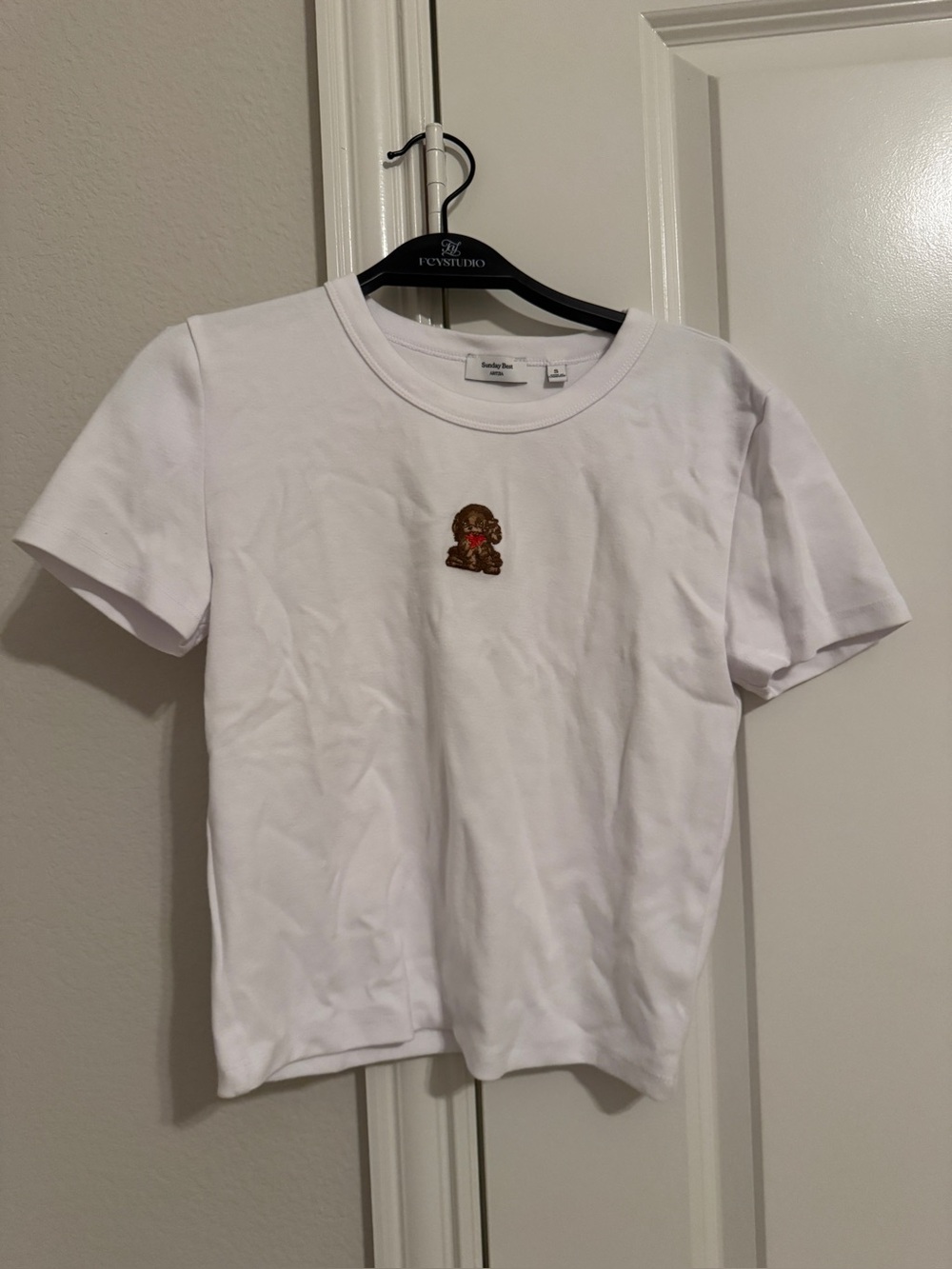 Aritzia Sunday Best BESTHUG little ribbed icon t-shirt size S white color